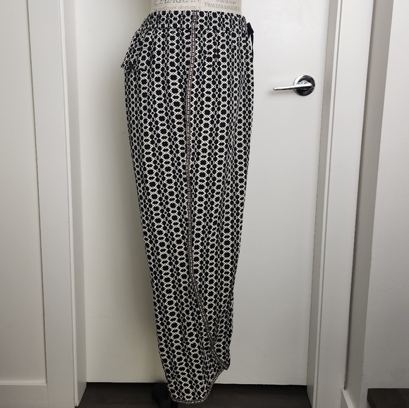 Hei Hei Black & White Casual Trouser Pants - Picture 10 of 14